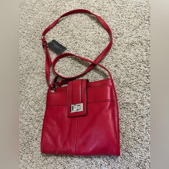 NWT Tignanello Genuine Leather Organizer Red Crossbody Bag Women’s Lined Pocket - Picture 8 of 14